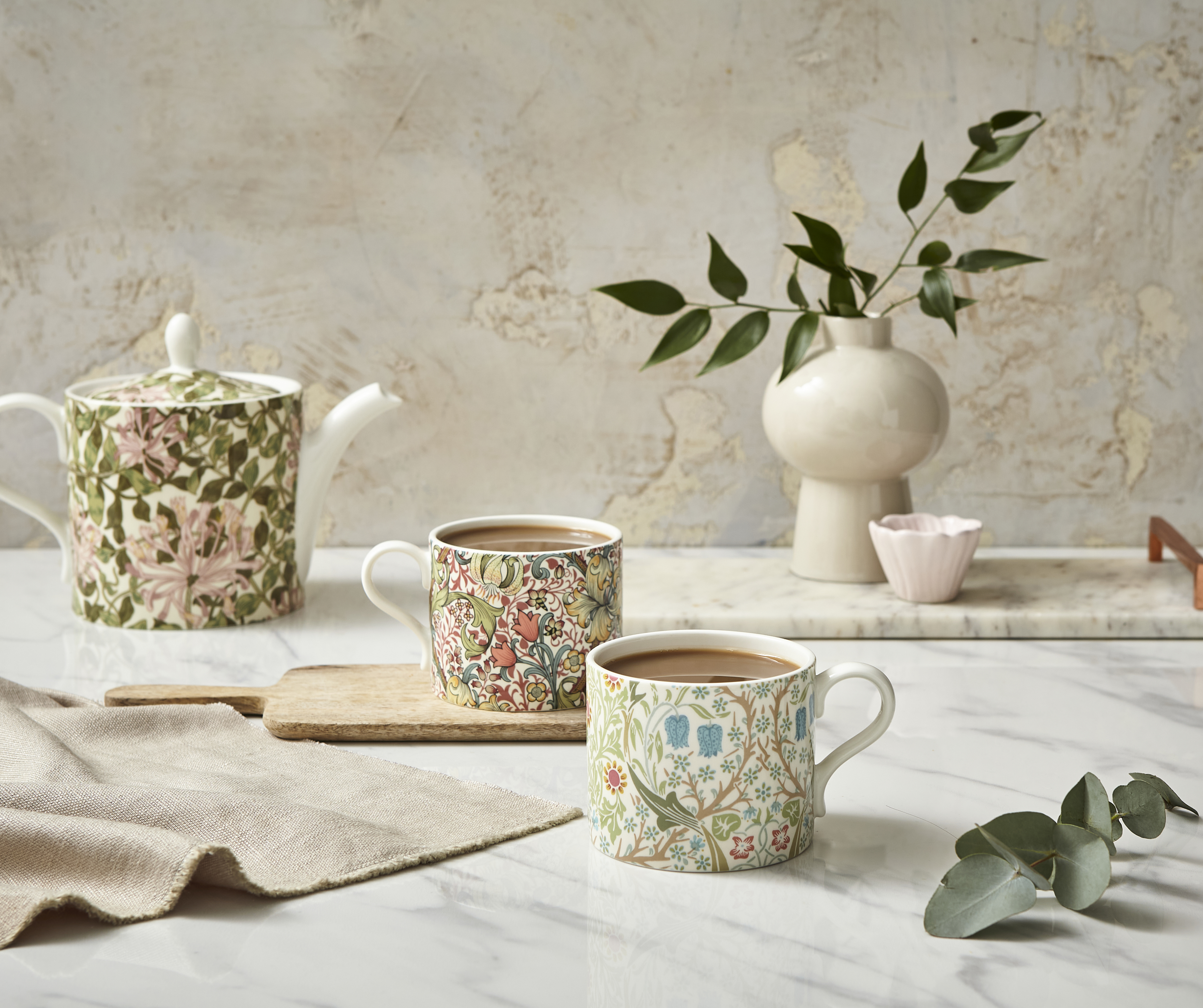 Morris & Co Set of 2 Mugs (Blackthorn & Golden Lily)