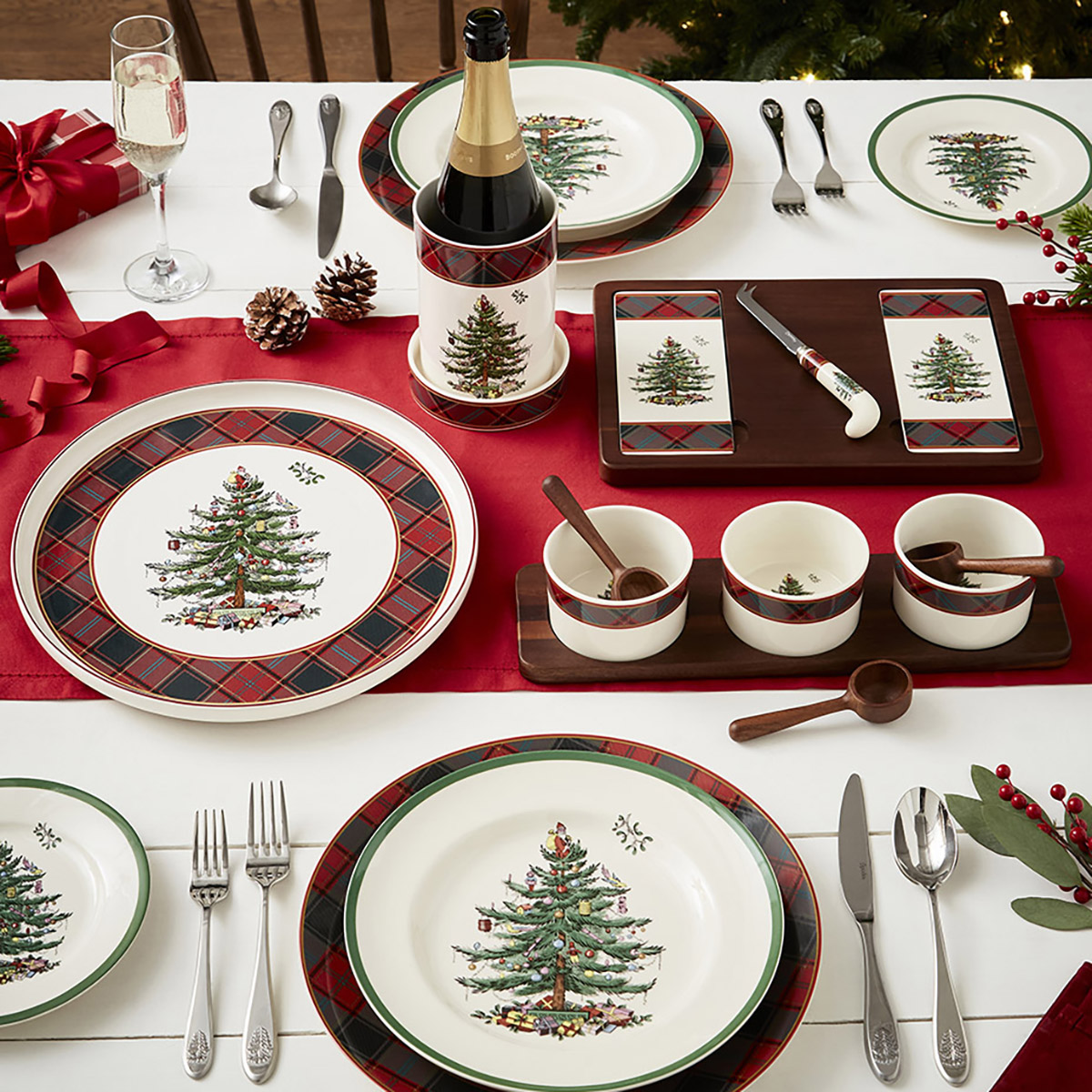 Christmas Tree Tartan Mug Set image number null