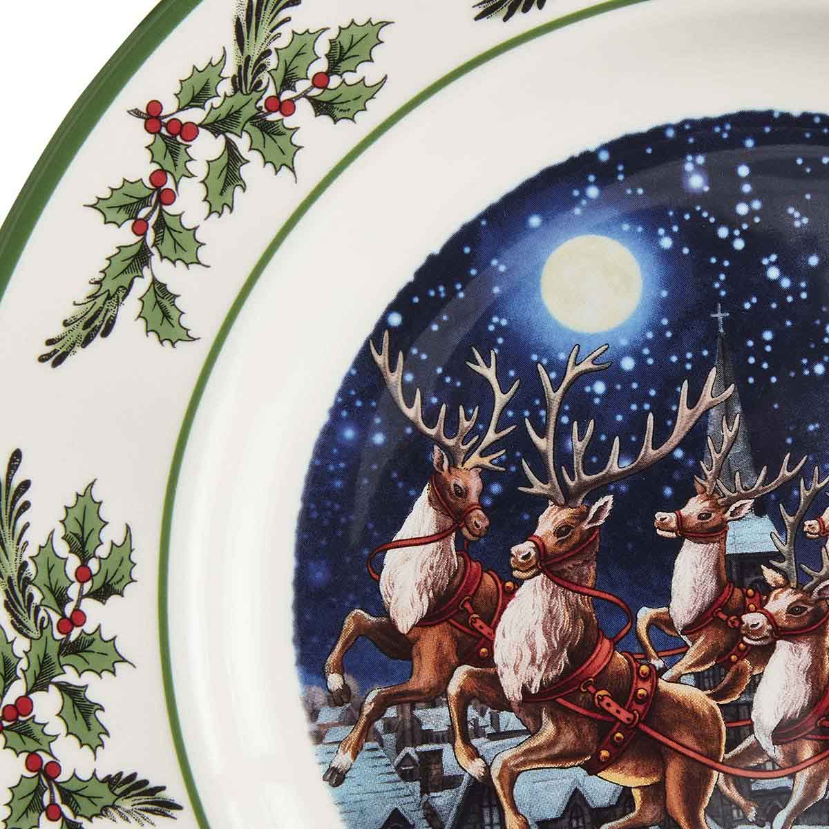 Christmas Tree 2025 Annual 10" Santa Plate image number null