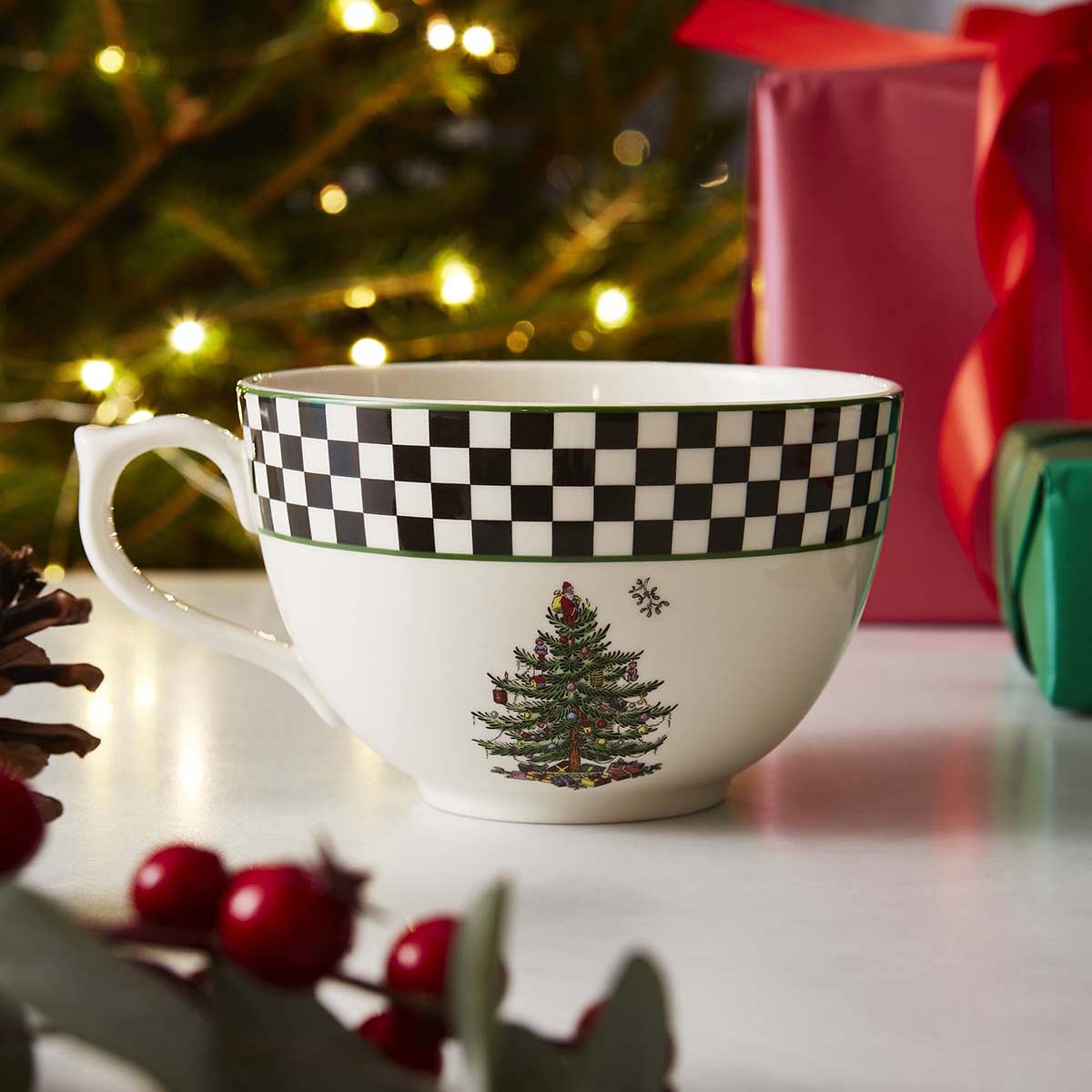 Christmas Tree Black & White Jumbo Cup image number null