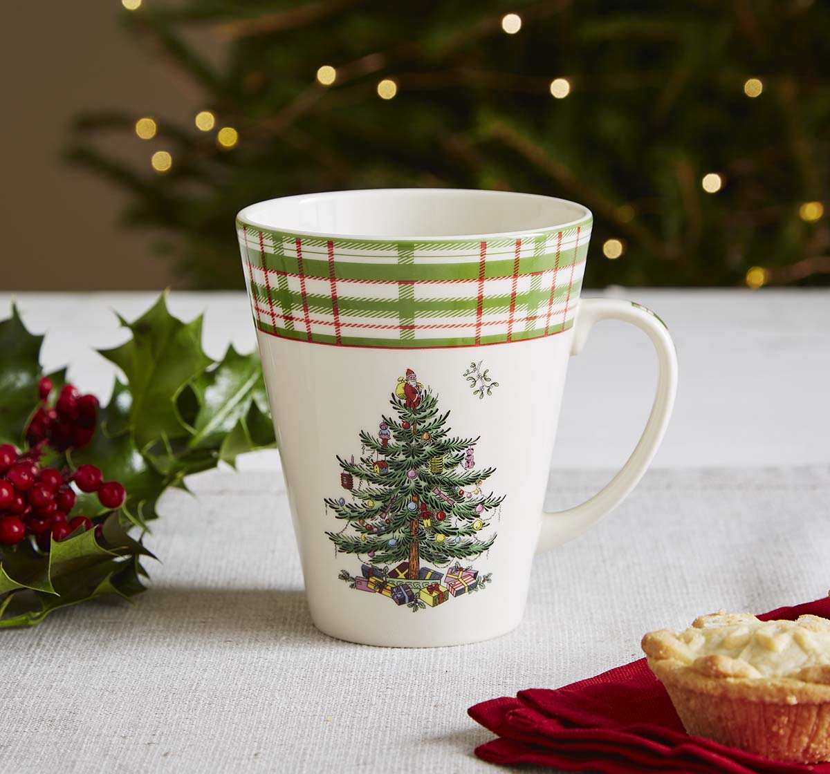 Christmas Tree 2025 Annual Collector Mug image number null